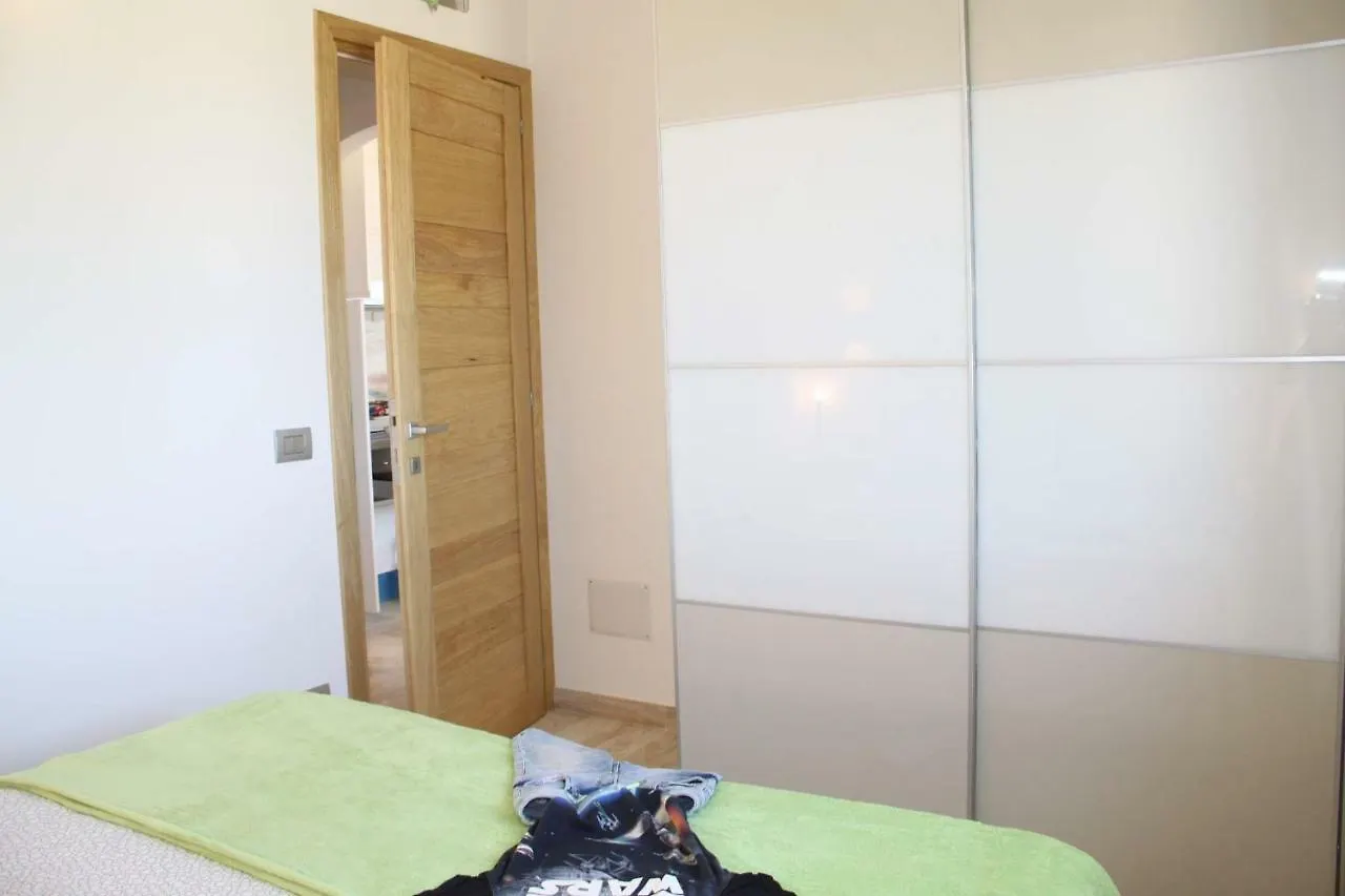 R House Budoni 0*,  Italia